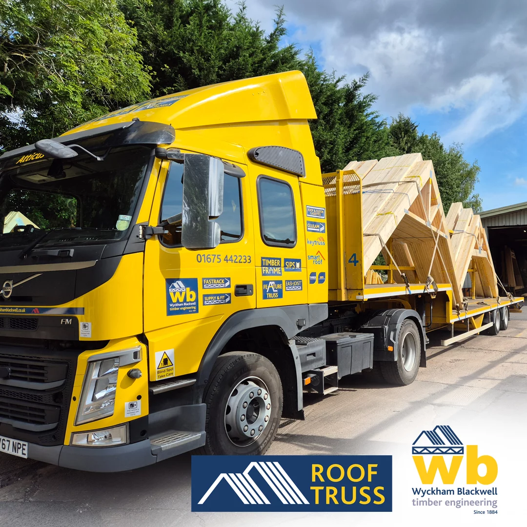 Lorry with roof trusses on back