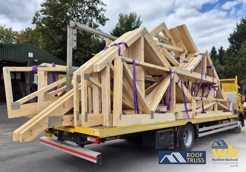 Roof Trusses on a WB lorry
